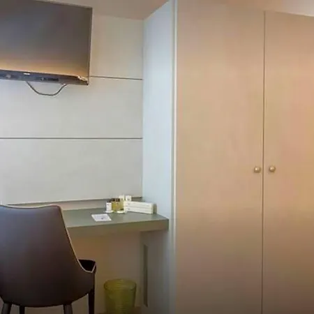 Accademia 21 Couette-café Mantoue